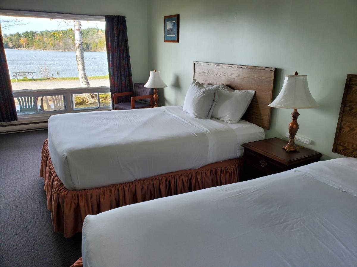 Thessalon Carolyn Beach Inn المظهر الخارجي الصورة